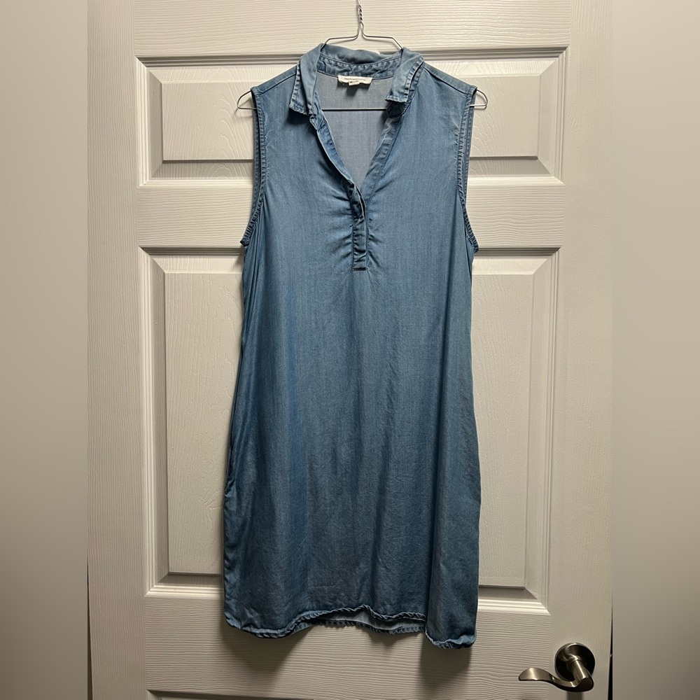 Beachlunchlounge Light Blue Denim Top